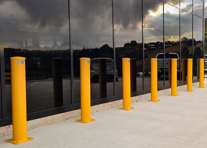 What are S4 Bollards? & Comprehensive Guide to its Types – Source 4 ...